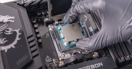 AMD Ryzen 9 9950X3D. Ujawniono specyfikację topowego procesora do gier