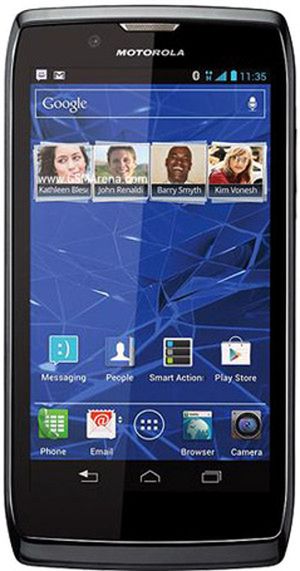 Motorola RAZR V to smartfon wypuszczony na rynek w 2012 r.