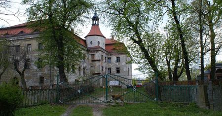 Pałac w Domanicach. Wyjątkowe miejsce na mapie Dolnego Śląska