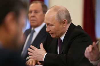 Aragczi poleciał na spotkanie z Putinem. Rozmowy o "strategicznej relacji"