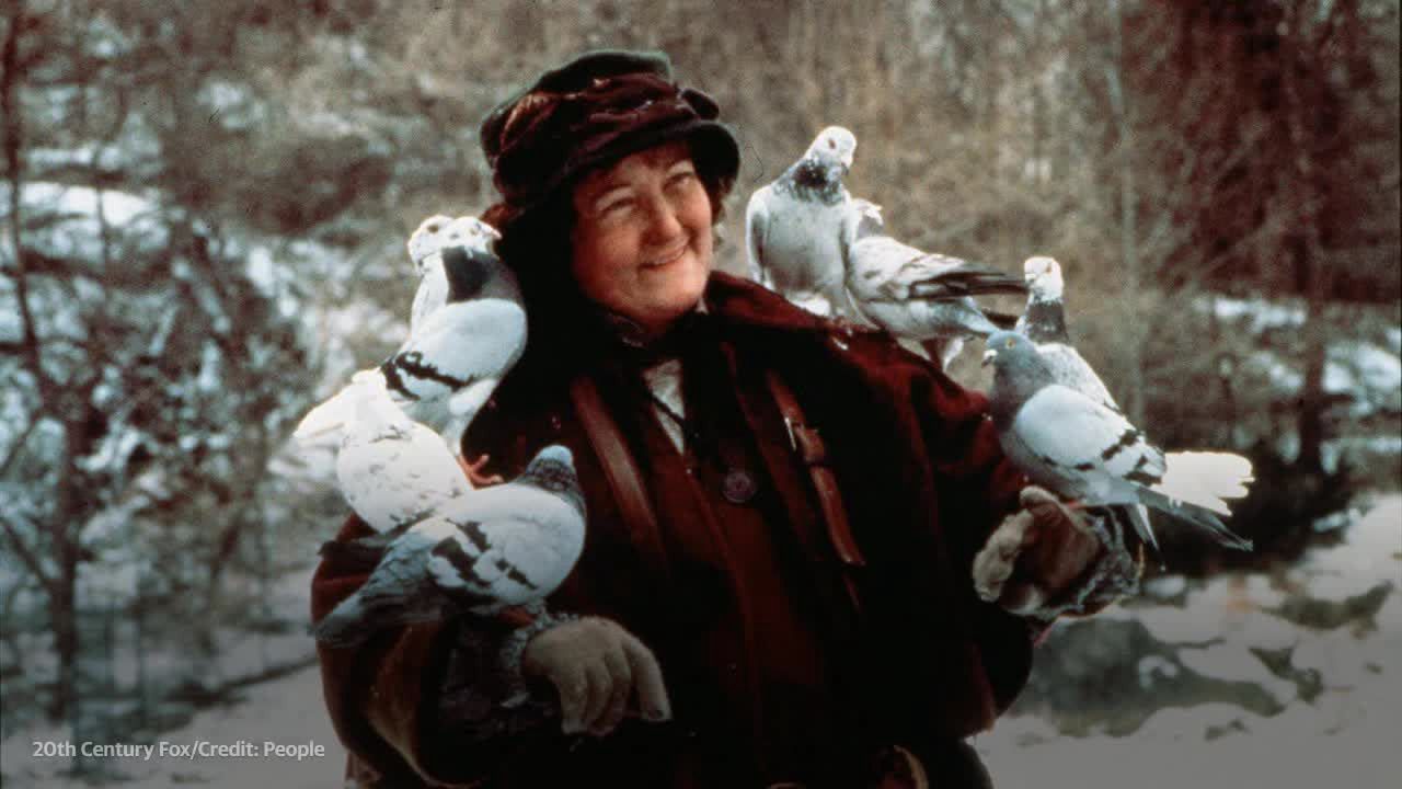 Brenda Fricker in "Home Alone 2: Lost in New York"