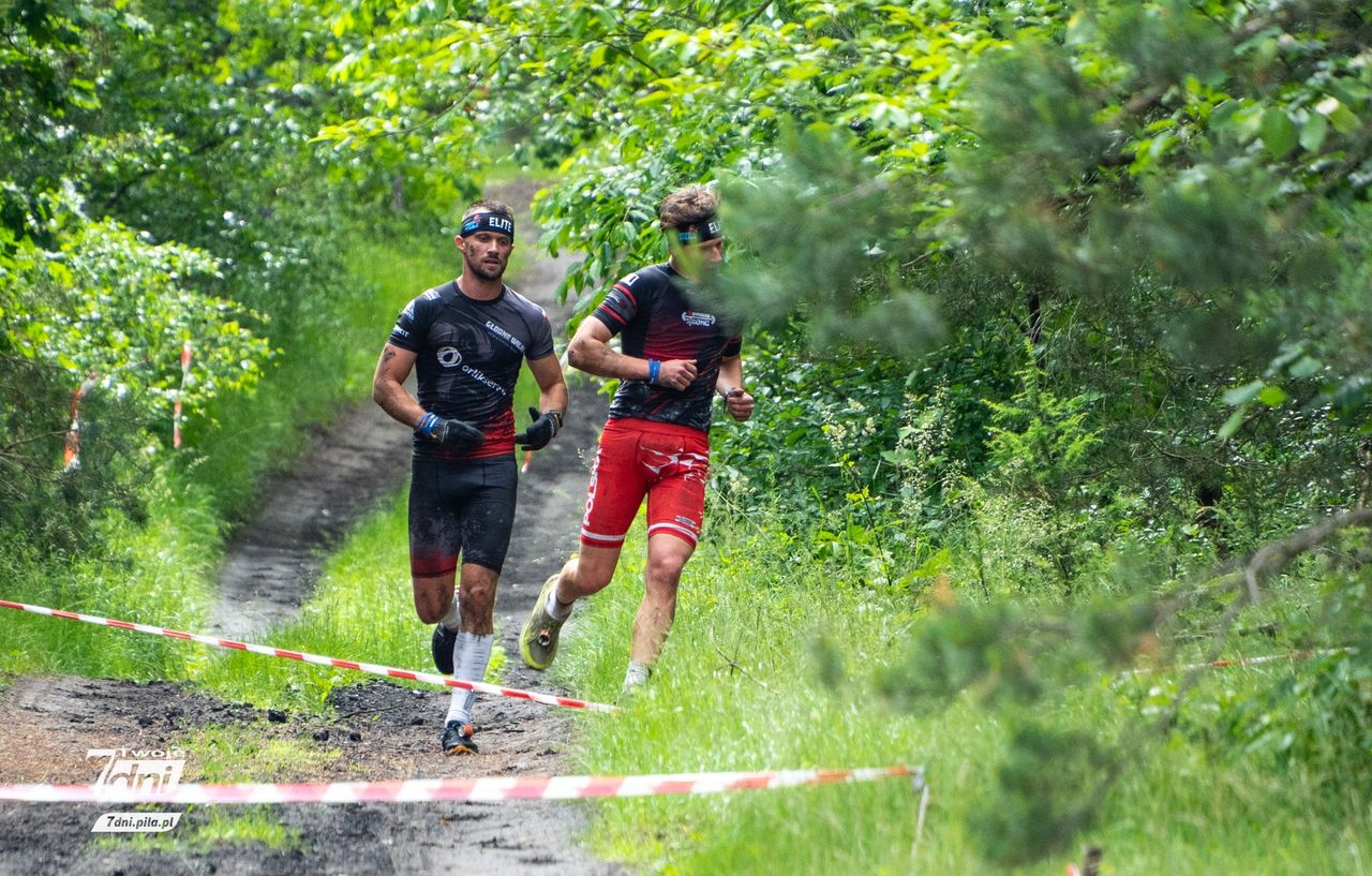 Ekstremalny bieg Miki Run na poligonie w Pile