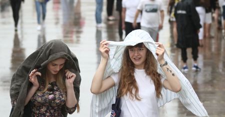 Pogoda. Ostrzeżenia IMGW. Burze możliwe na przeważającym obszarze kraju