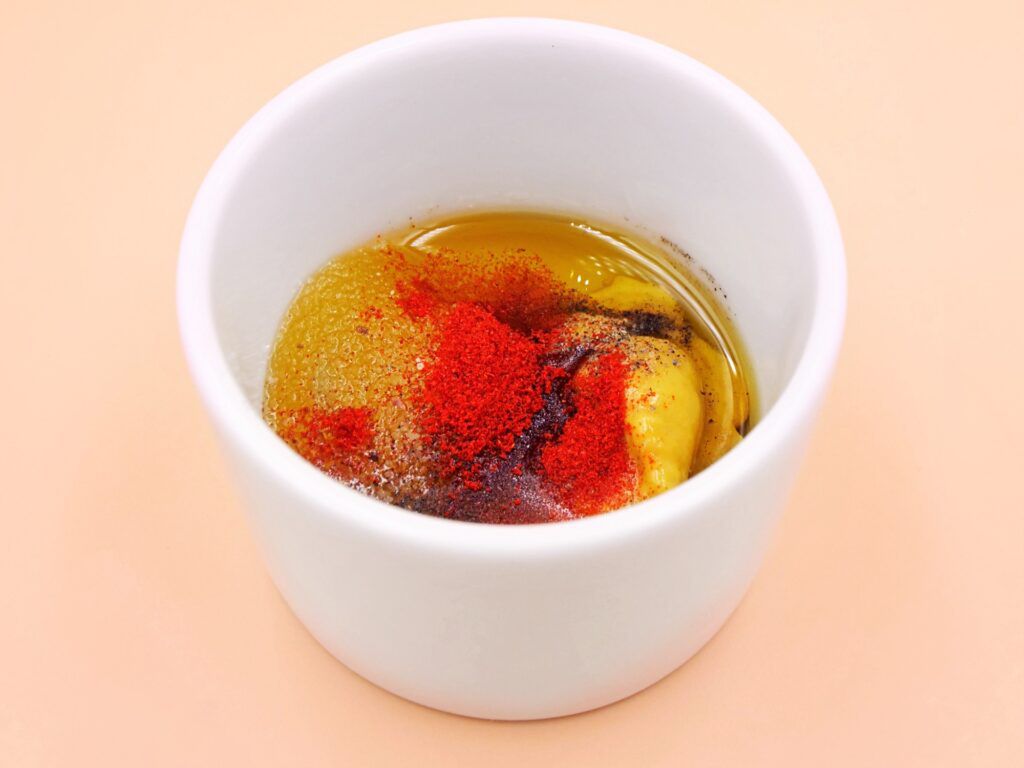 Tosty z tofu i sosem musztardowym z fasolą w pomidorach przepis