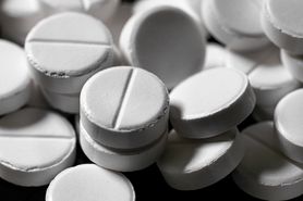Popularny lek przeciwbólowy może prowadzić do groźnych powikłań