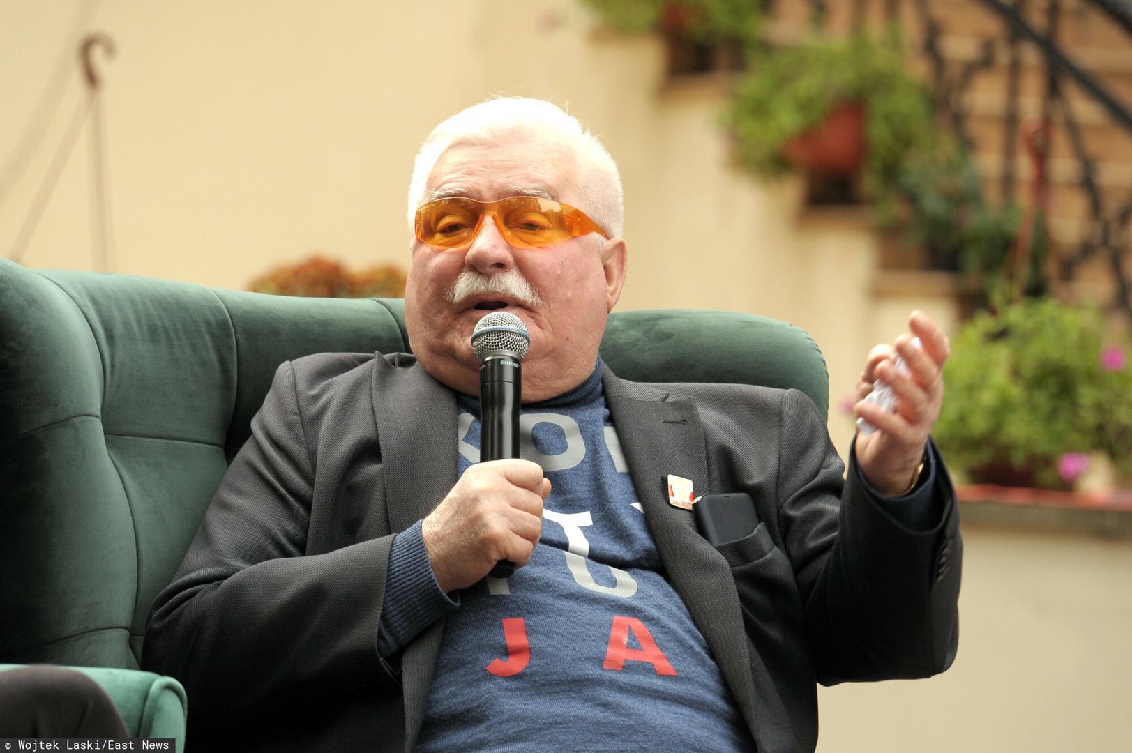 Lech Wałęsa mówi: "nie" Tygodnikowi "NIE"