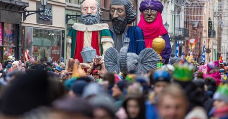 Orszak Trzech Króli 2024. Uliczne Jasełka w setkach miast