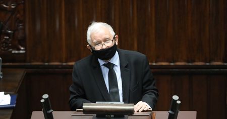 Sondaż. Zaufanie do polityków spada. Złe wieści dla Dudy, Morawieckiego i Kaczyńskiego