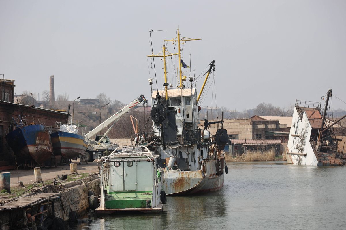 Ukraina. Rzeczniczka praw człowieka: Rosjanie uprowadzili załogę statku w Mariupolu