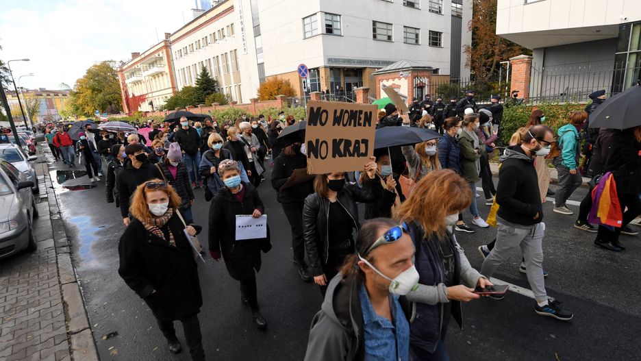 Protest w Warszawie. Podobne manifestacje odbywają się również w innych miejscach w Polsce