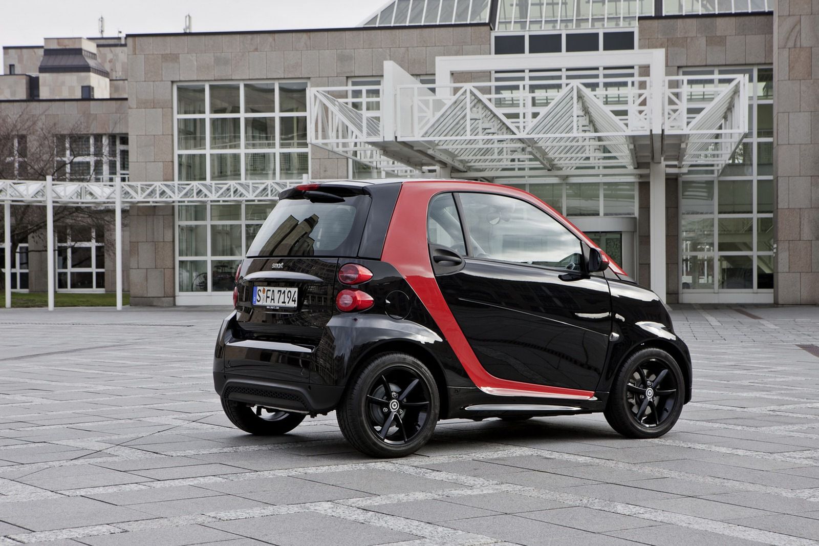 Smart Fortwo Sharpred Edition