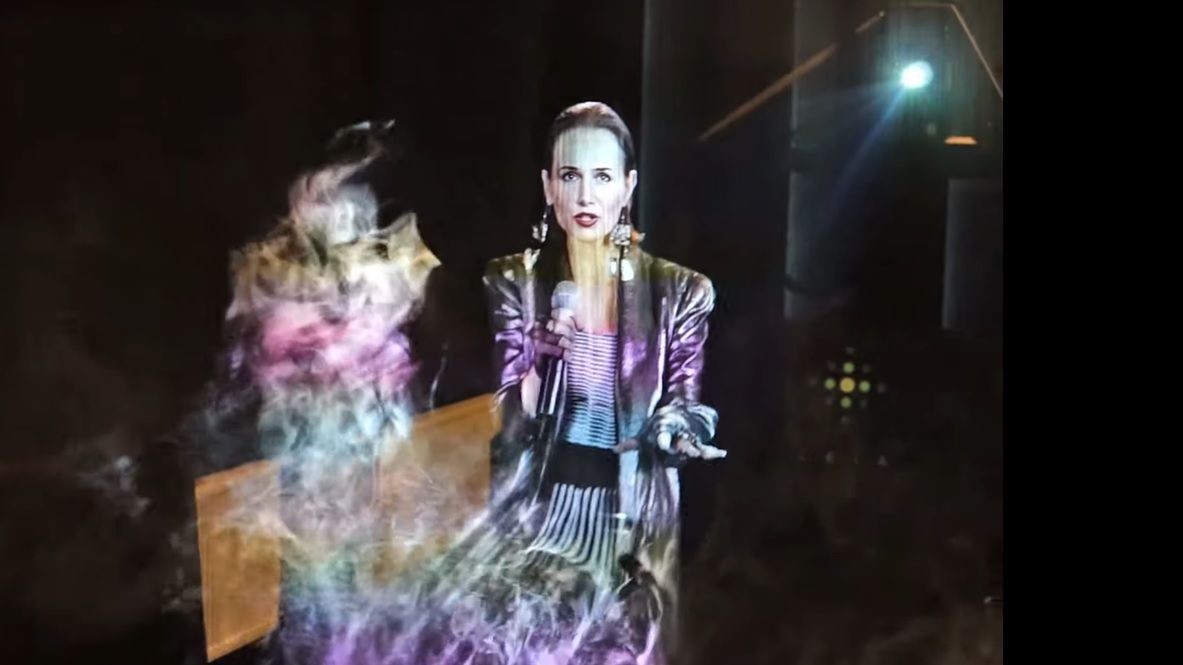 Kora jak Whitney Houston. Nieżyjąca piosenkarka z hologramem. "To jak zmartwychwstanie" 1
