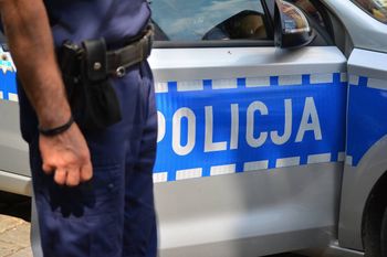 Chojne: Bezpieczeństwo na drodze. Prewencyjne spotkanie z policjantami w Szkole Podstawowej