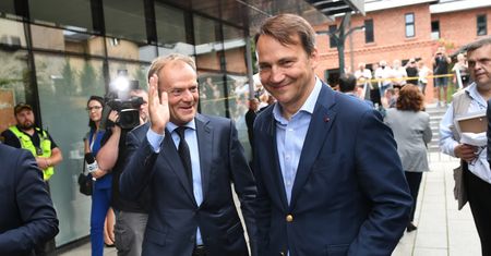 Dworek, apartament i ogromne oszczędności. Co ma nowy minister spraw zagranicznych?