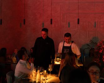 To nie restauracja. To spektakl, o którym mówi cała Warszawa