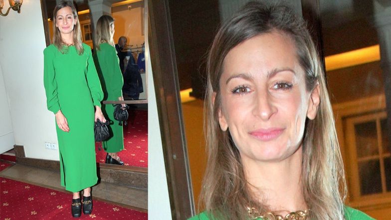 Zamaskowana "elita" na premierze sztuki 