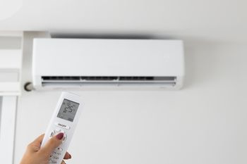 Ogrzewał duże mieszkanie klimatyzacją przy -20 st. Oto jego rachunek