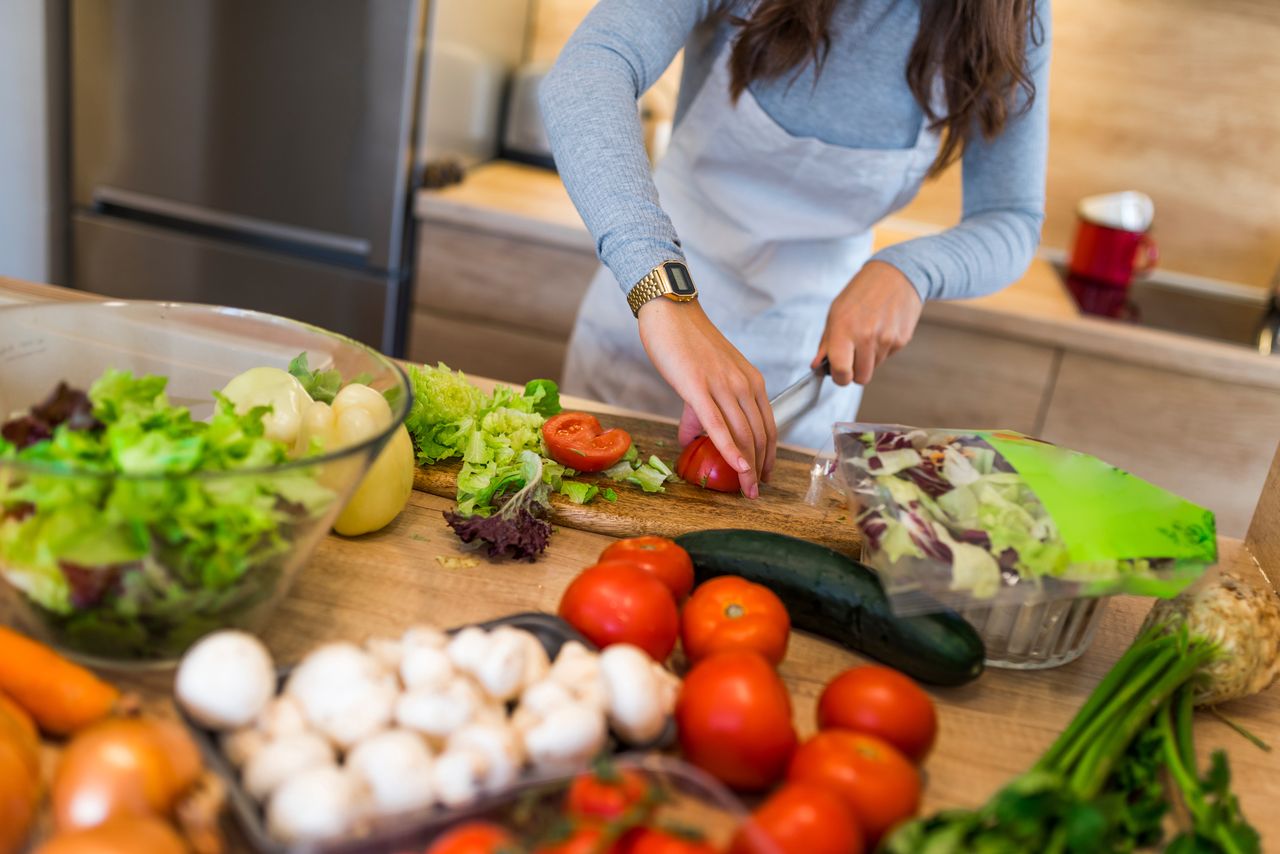 Chaos cooking: The new culinary trend redefining home kitchens