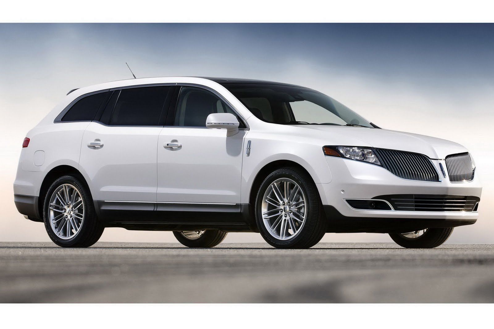 Lincoln MKT