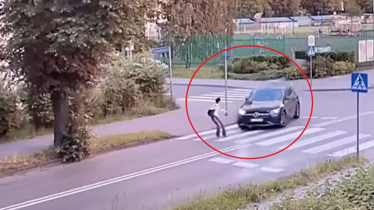 Niebezpieczne zdarzenie na pasach. Kobieta może mówić o ogromnym szczęściu