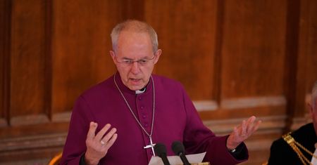 Arcybiskup podał się do dymisji. Chodzi o skandaliczne nadużycia w Kościele