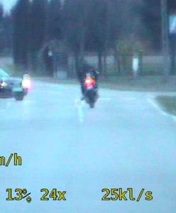 Jechał 180 km/h w zabudowanym, bo "nie widział informacji o kontroli"