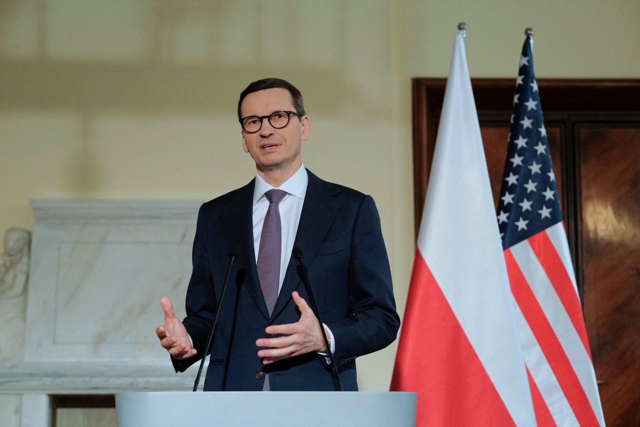 Morawiecki dla CNN: Rosja będzie się starać zająć jedną trzecią Ukrainy, by wzmocnić swoją pozycję negocjacyjną