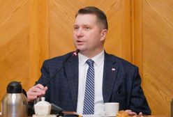 Rząd zmieni terminy wakacji? "Drą koty" o daty