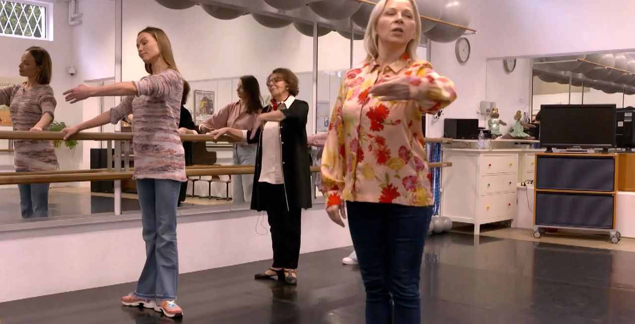 Weronika Książkiewicz z mamą, babcią i siostrą