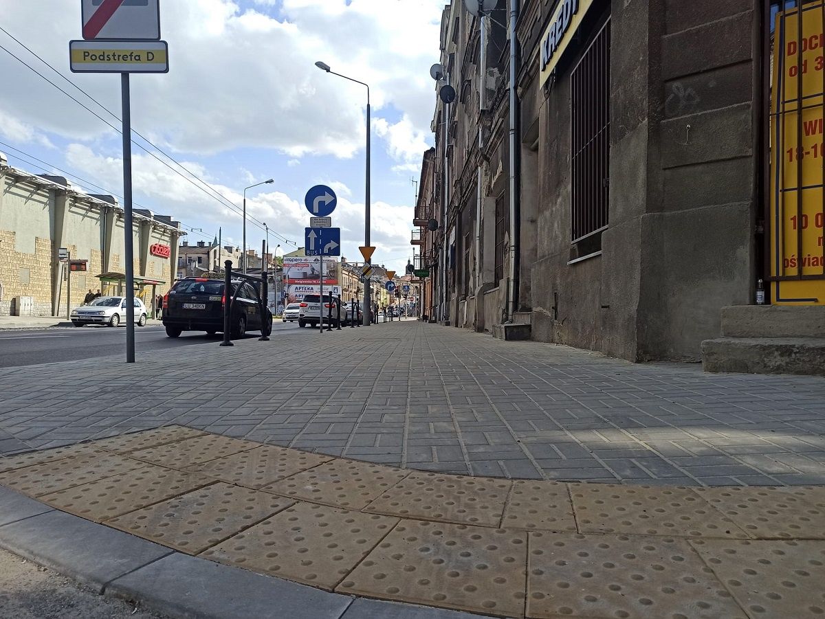 Chodniki na ul. Lubartowskie po remoncie