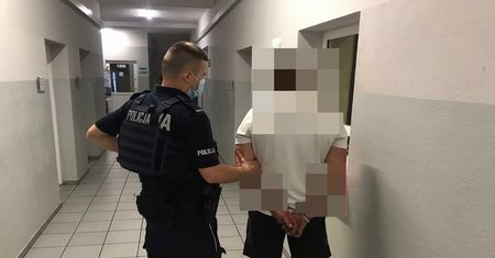 Sprawca kolizji pod wpływem alkoholu, przyjechał po niego równie pijany szwagier. Na tym nie koniec