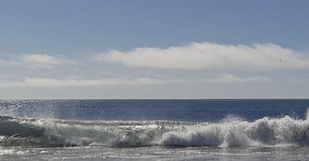 Zgony na Wyspach Kanaryjskich. Oba po wejściu do oceanu