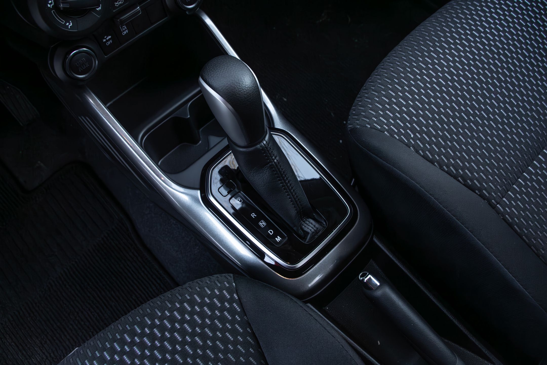 Suzuki Ignis Hybrid 2WD CVT