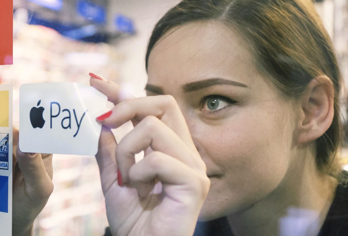 Allegro wprowadzi Apple Pay. Kolejny sukces płatności Apple w Polsce