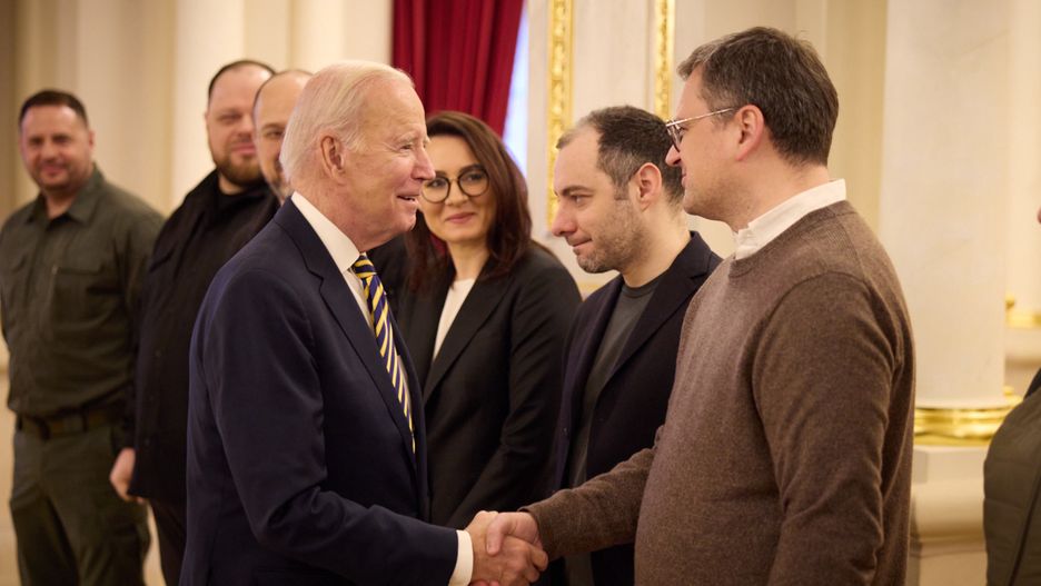 KYIV, UKRAINE - FEBRUARY 20: (----EDITORIAL USE ONLY â MANDATORY CREDIT - 'UKRAINIAN PRESIDENCY / HANDOUT' - NO MARKETING NO ADVERTISING CAMPAIGNS - DISTRIBUTED AS A SERVICE TO CLIENTS----) U.S. President Joe Biden arrives to meet Ukrainian President Volodymyr Zelenskyy ahead of anniversary of Russia-Ukraine war in Kyiv, Ukraine on February 20, 2023. (Photo by UKRAINIAN PRESIDENCY/Anadolu Agency via Getty Images)
