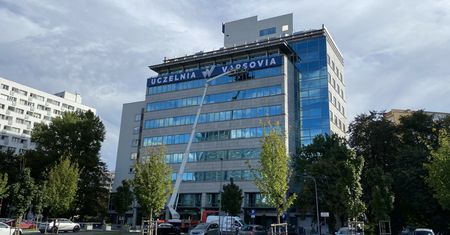Zmiana logo nie pomogła. Studenci pozwali Collegium Humanum