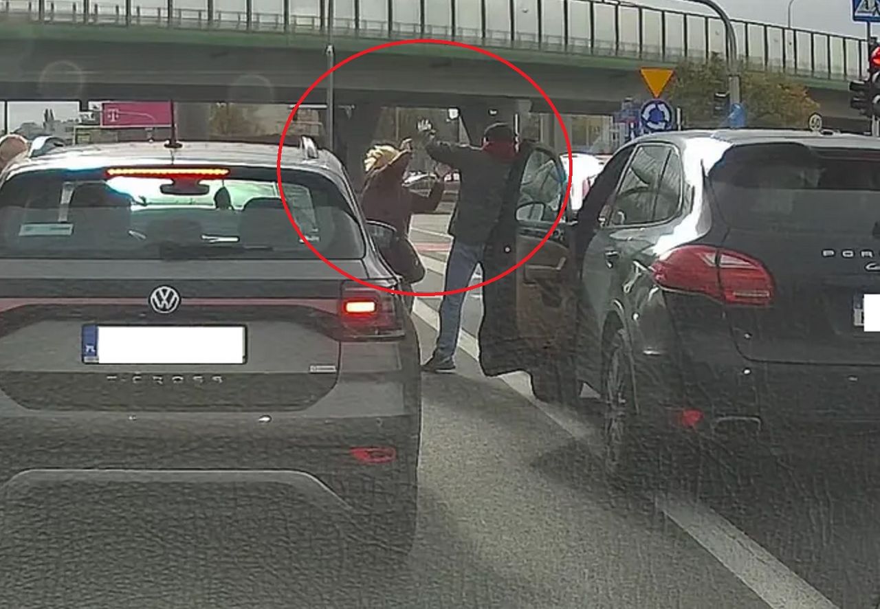 Policja zna tożsamość krewkiego kierowcy Porsche. Szykują zatrzymanie