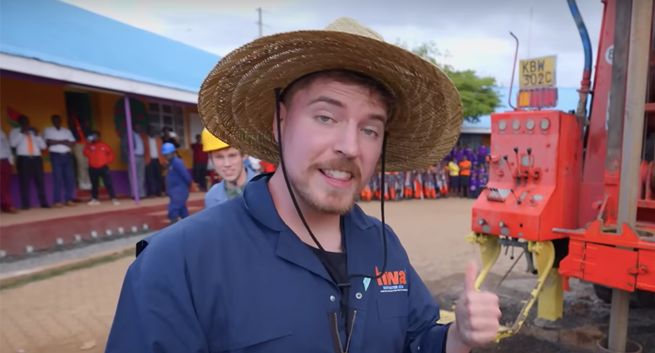 Gwiazdor Youtube'a wybudował 100 studni w Afryce. "Wiem, że zostanę skancelowany"