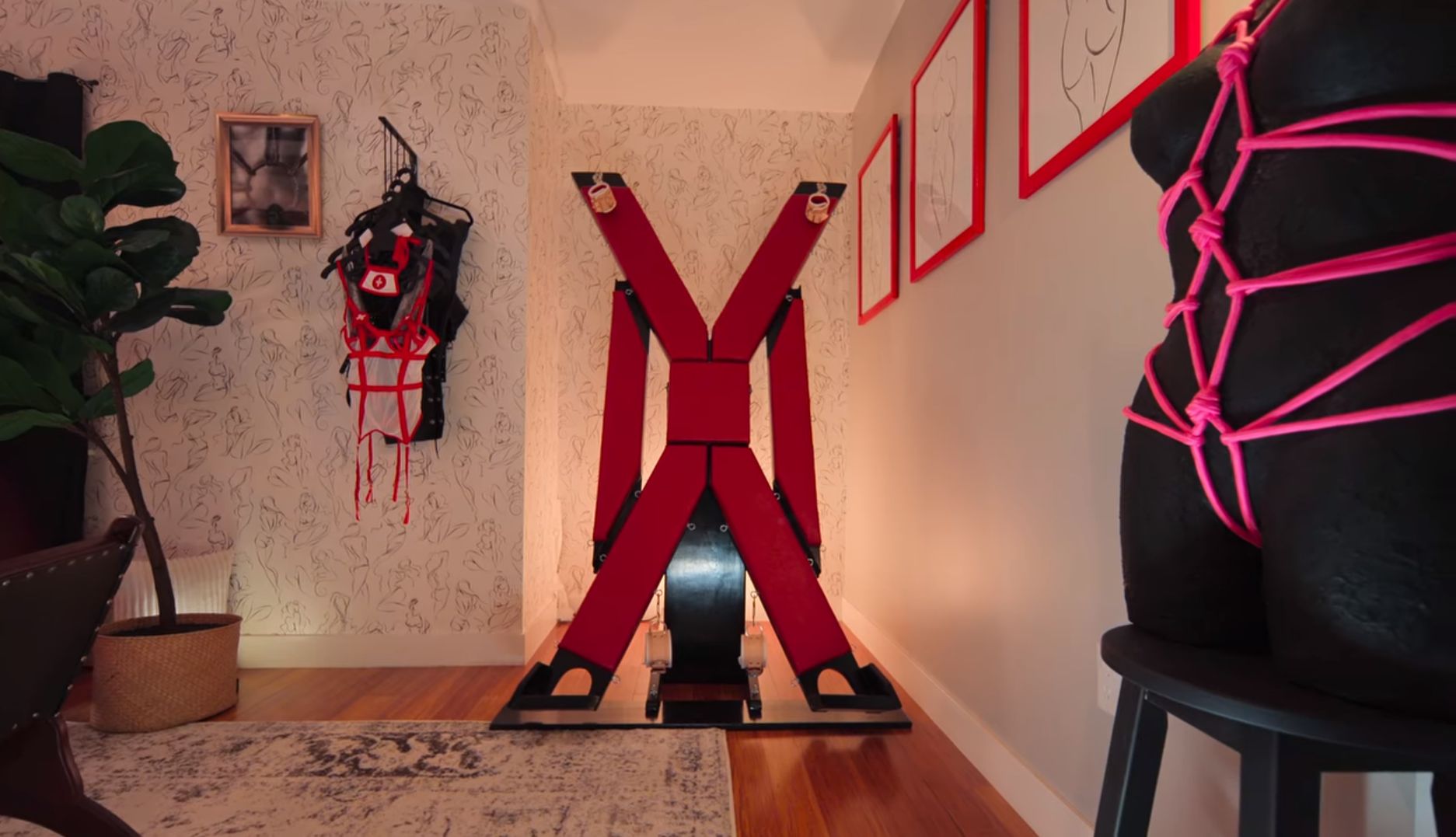 Show "Jak urządzić sex room"