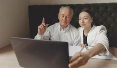 Generacja Z w social media. Jak radzą sobie z tym pracodawcy?