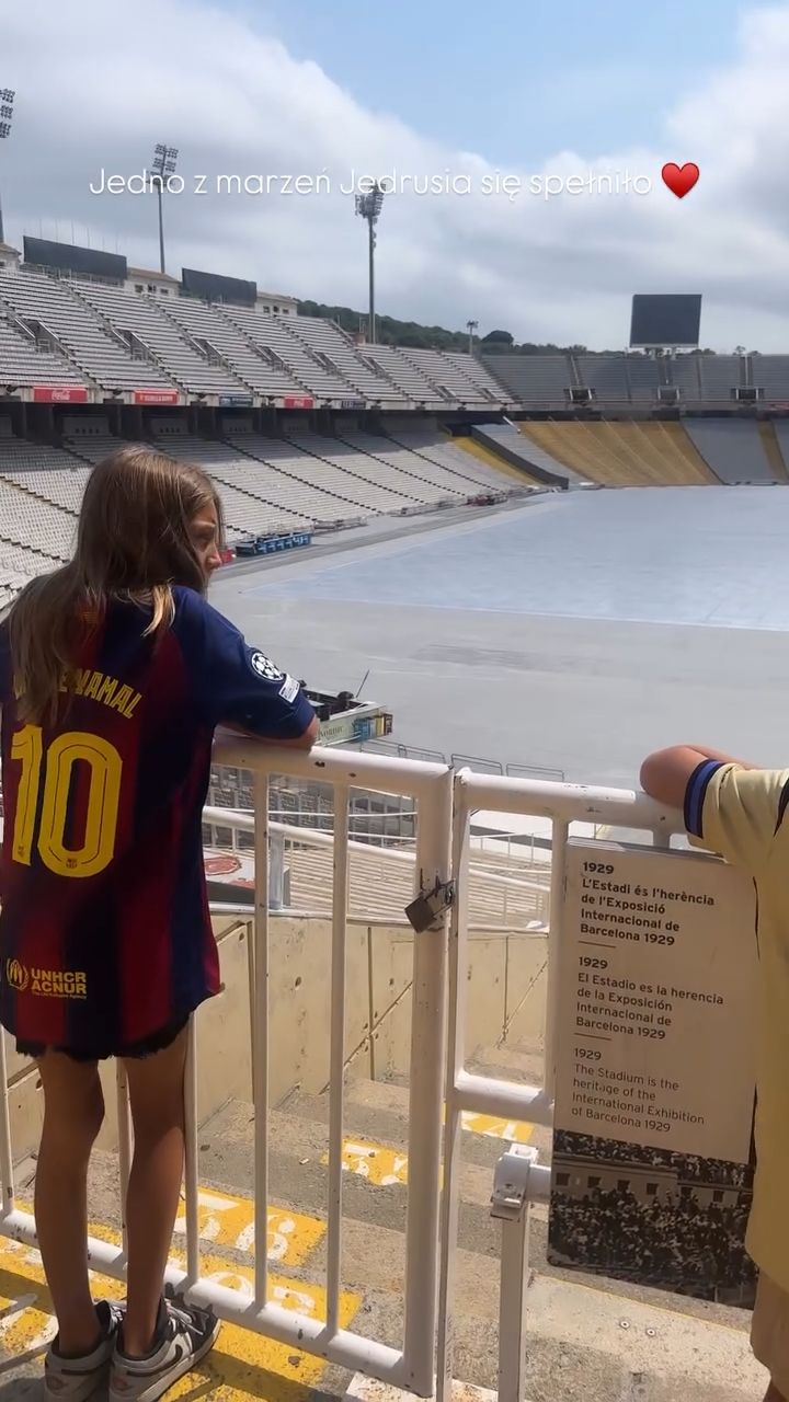 Dzieci Pauliny Krupińskiej podczas zwiedzania Barcelony
