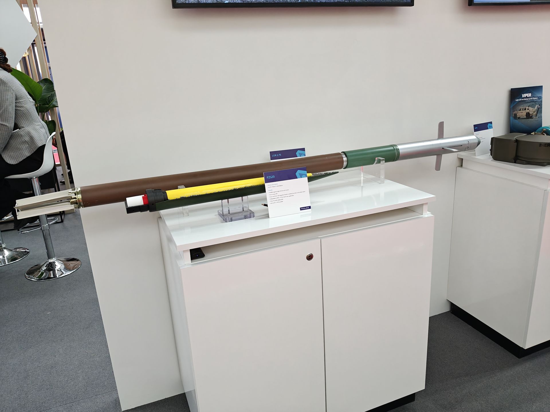 Rakieta FZ275 LGR pokazywana podczas targów MSPO.