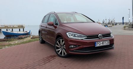 Test: Volkswagen Golf Sportsvan 1.5 TSI: solidny występ, który już mało kogo interesuje