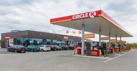 Pierwsza taka stacja dla elektryków w Polsce. Ładowanie będzie szybsze