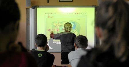 Pokazała pasek z wypłaty. Taką pensję ma nauczycielka