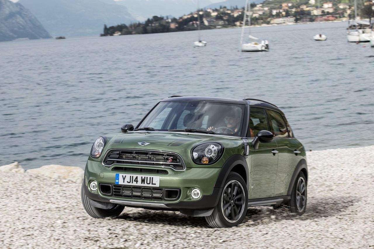 MINI Countryman po retuszu na New York Auto Show 2014