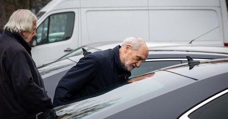 Macierewicz straci prawo jazdy. Nieoficjalne ustalenia