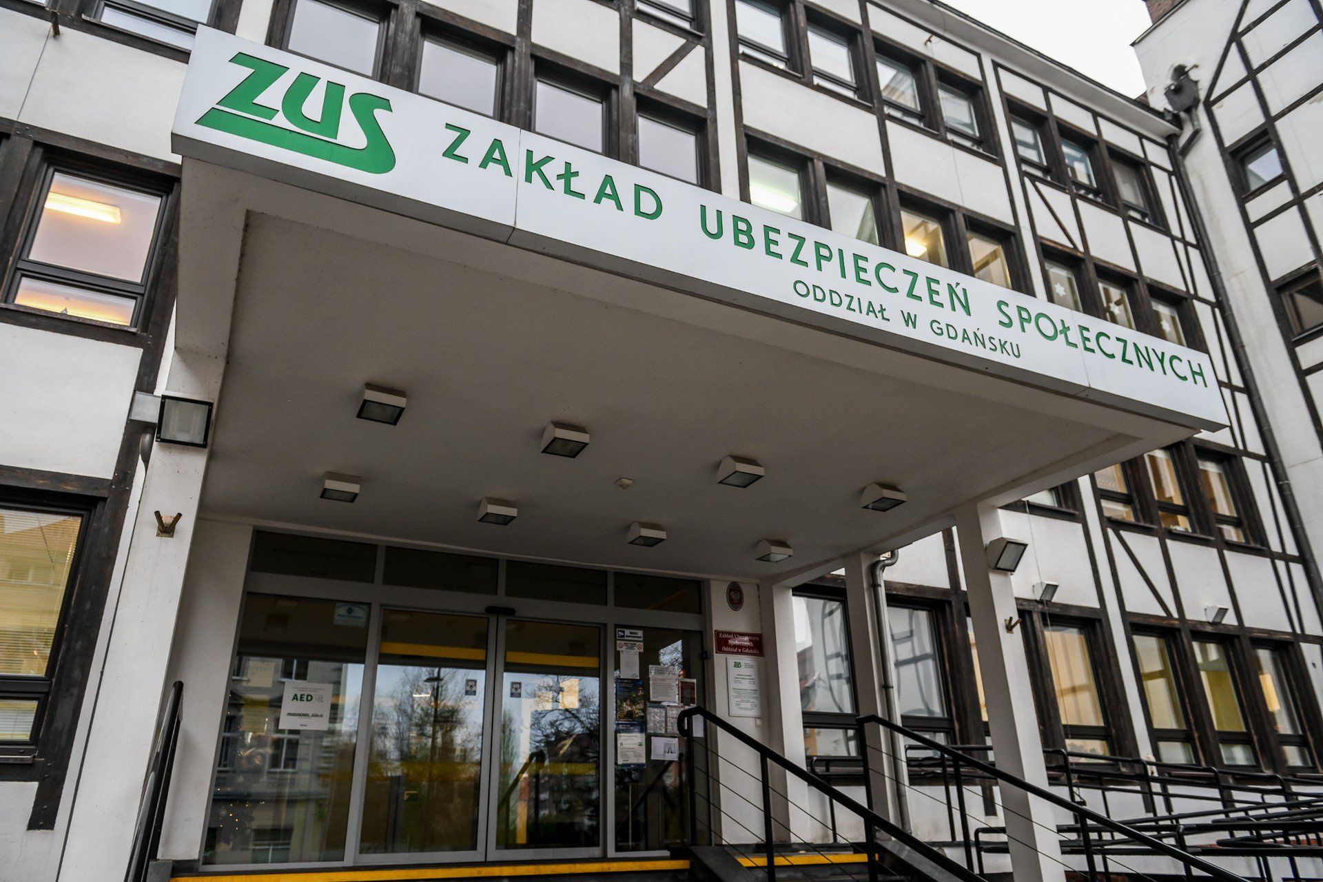 Wysokość świadczenia zmienia się co miesiąc