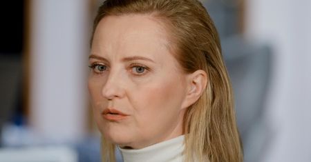 Izabela Kuna z żalem wyznaje, że już nie podoba się mężczyznom: "Jest mi PRZYKRO"