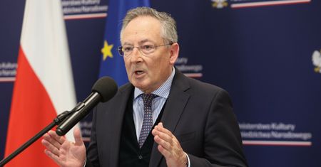 Sienkiewicz występuje do Bodnara. "Objęcie swoim nadzorem tej sprawy"
